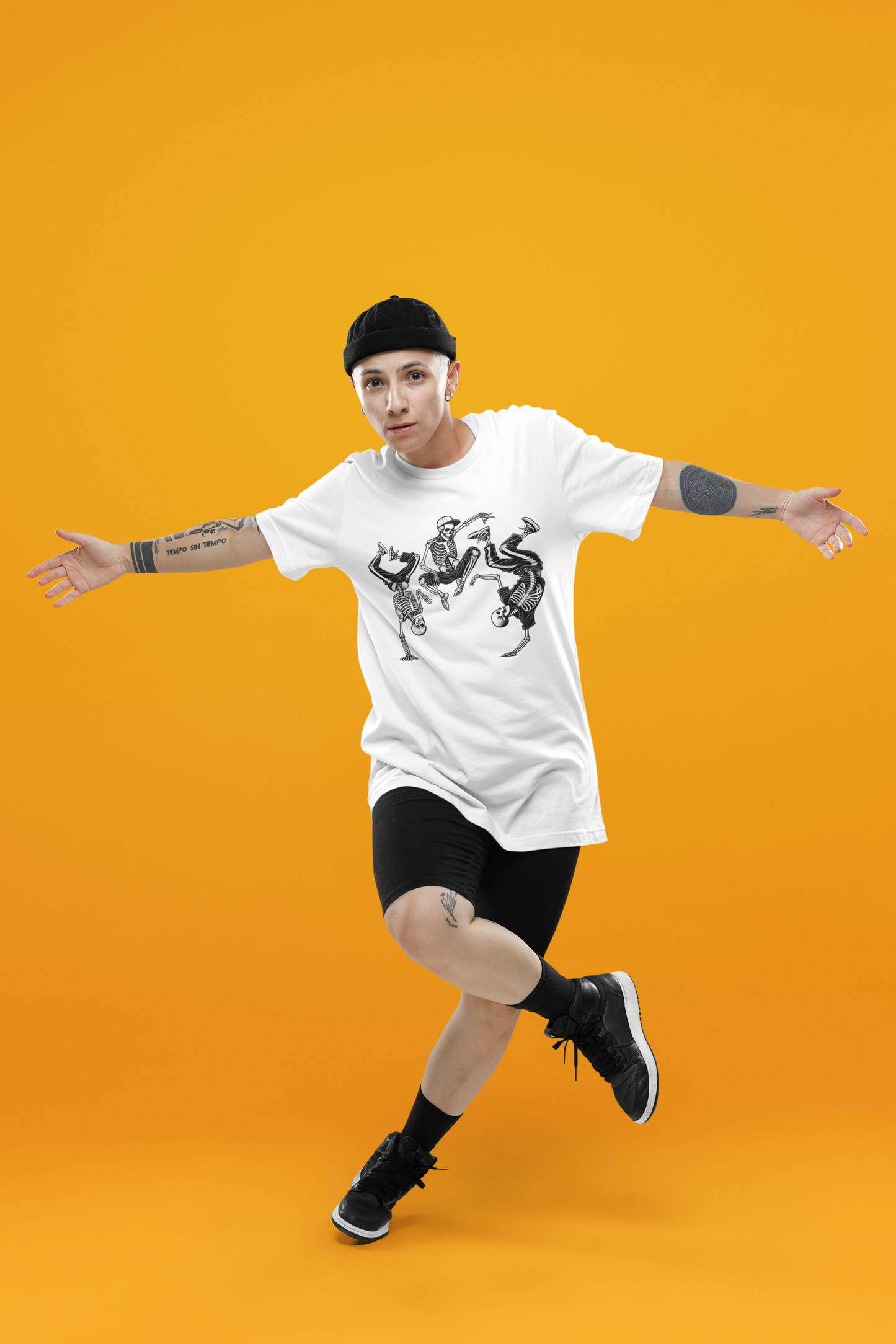 Halloween Breakdance skeleton